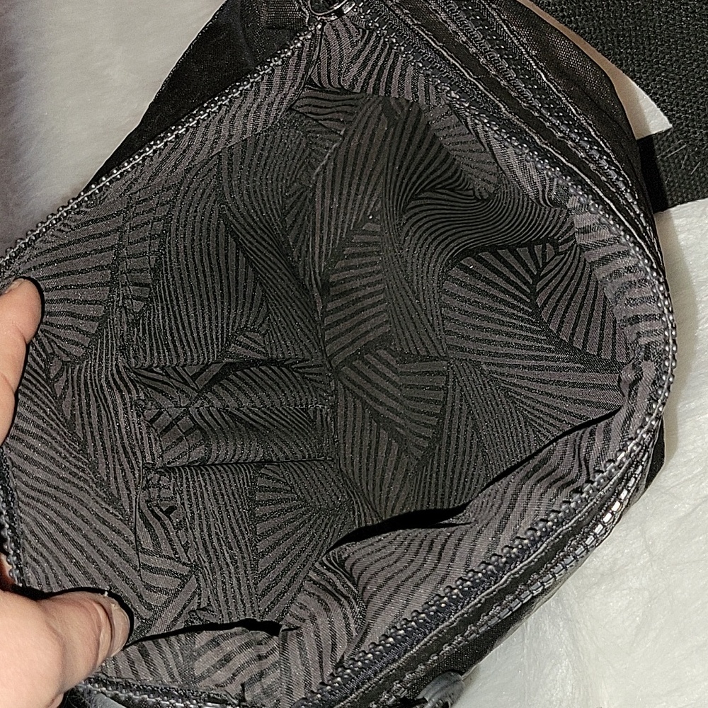 Kipling black nylon crossbody purse - Picture 7 of 8